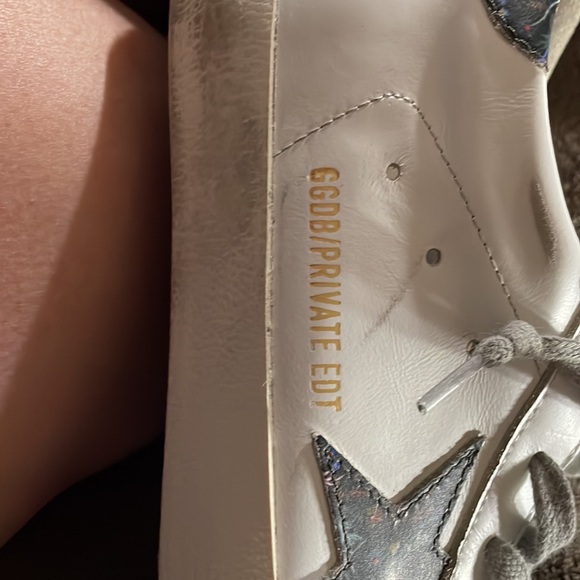 Golden goose woman’s sneakers like new . Size 9 . Bought from neimans. - Picture 2 of 5